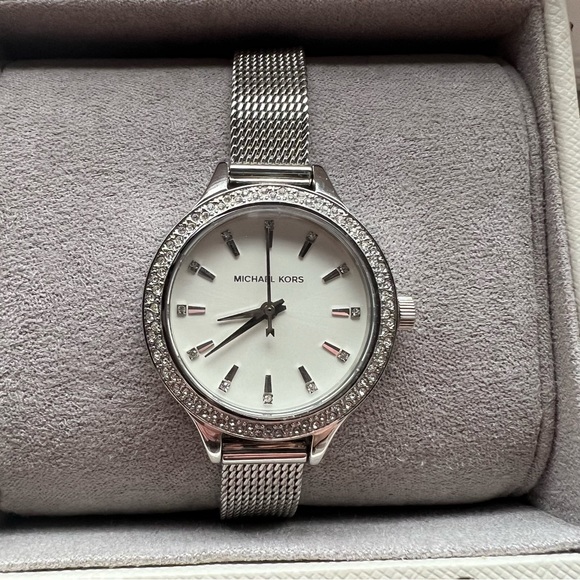 Michael Kors Bracelet Watch - Picture 2 of 4